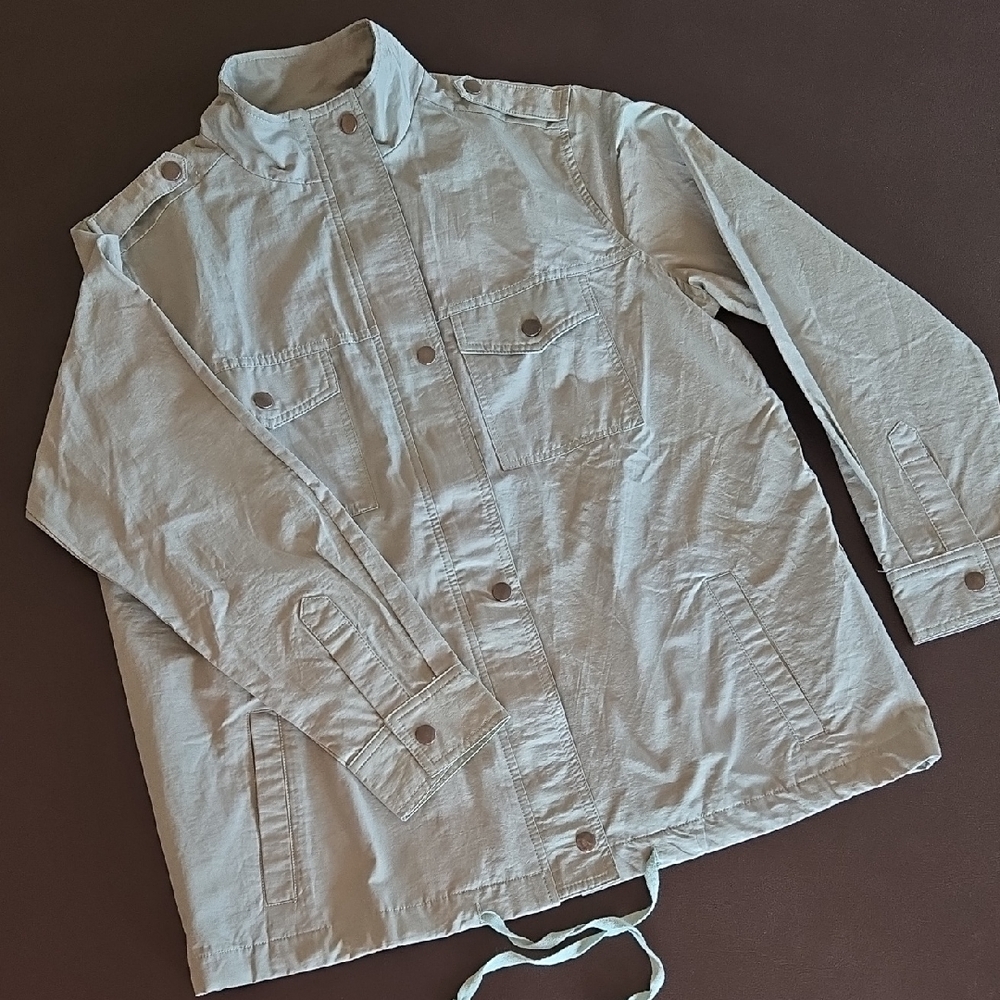 NWOT Windbreaker